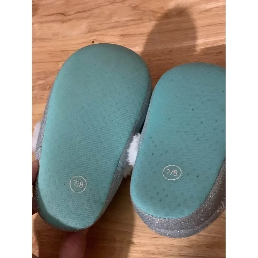 Frozen 2 Girls Slippers M (7/8)